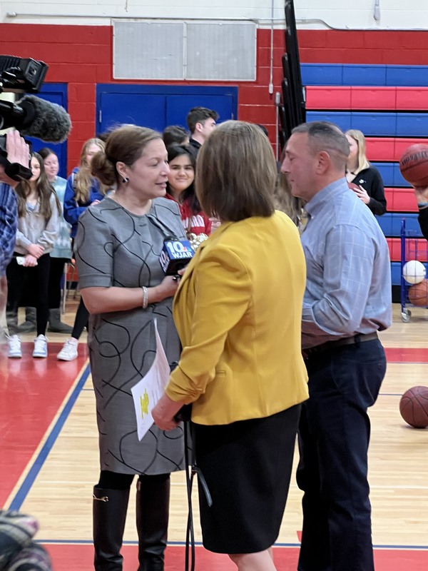 David Hagopian wins the Golden Apple Award Toll Gate High School
